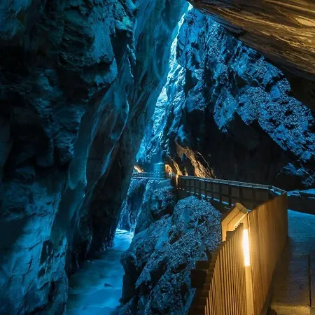 Neptun 4 Im Zentrum Von